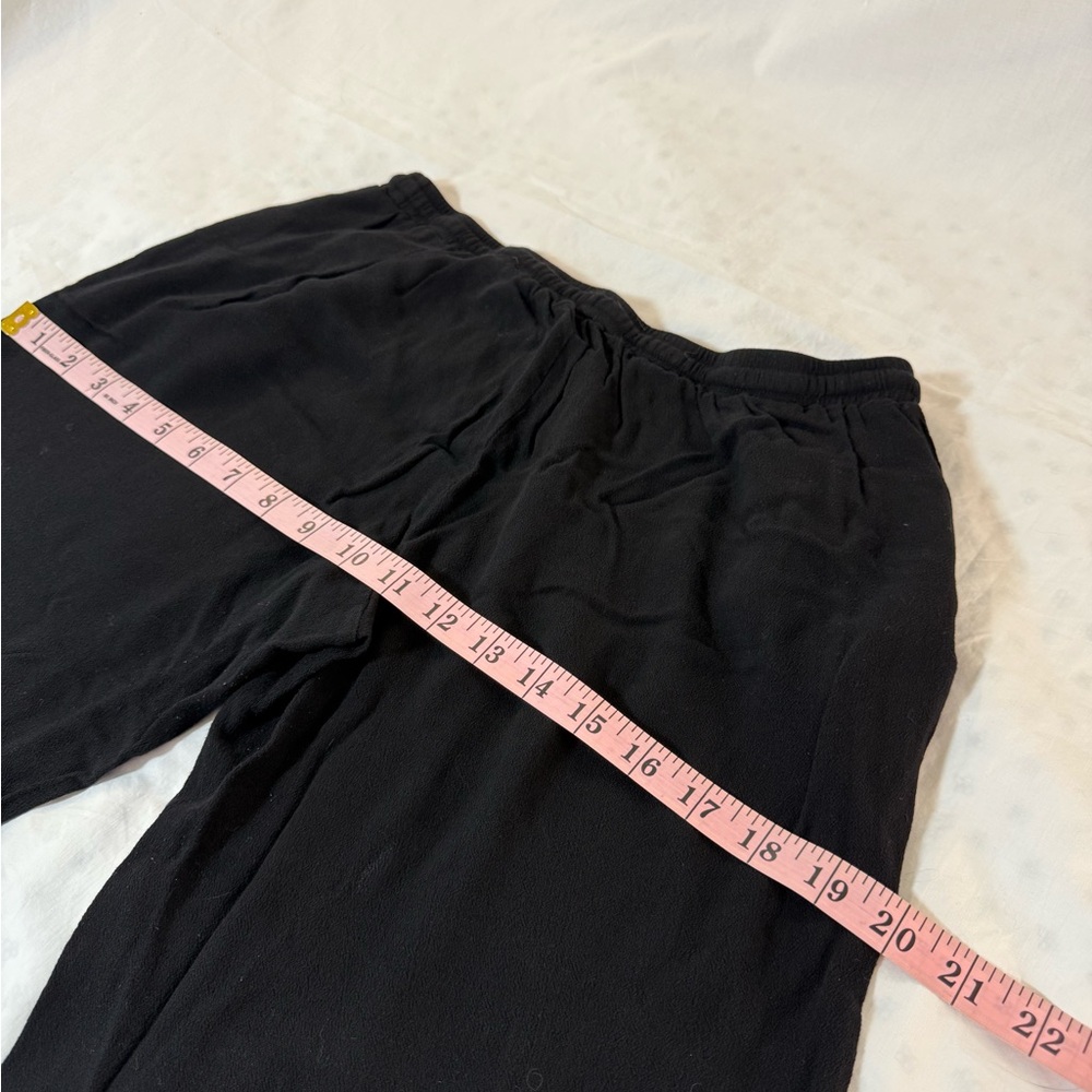 Black Wide-Leg Draw String Flowy Pants - Picture 7 of 8